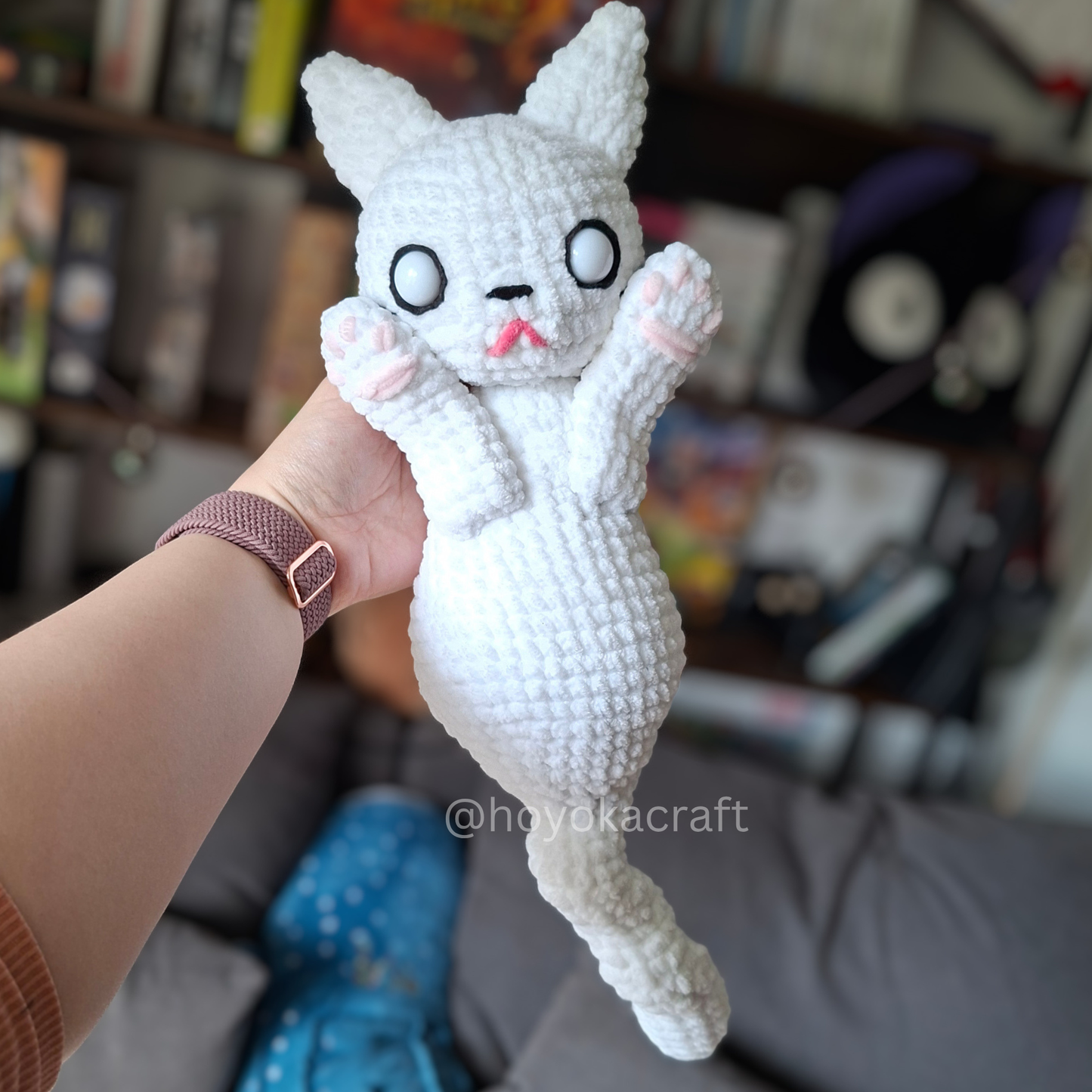 Ghost Cat Crochet Plush in a Removable Witch Hat