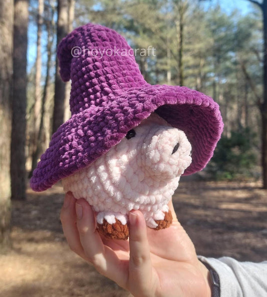 Witchy Pig crochet pattern