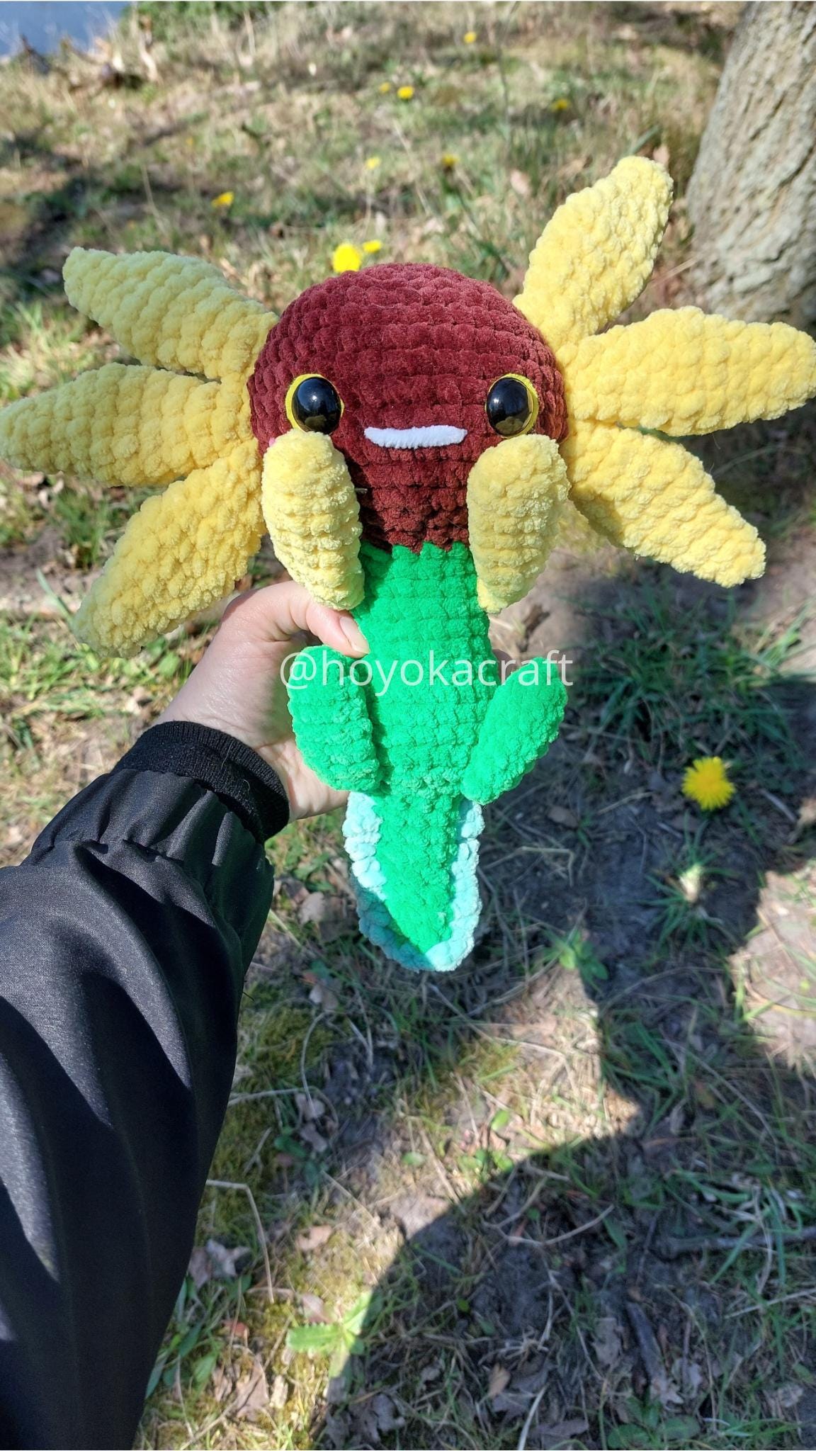 Sunflower Axolotl crochet pattern