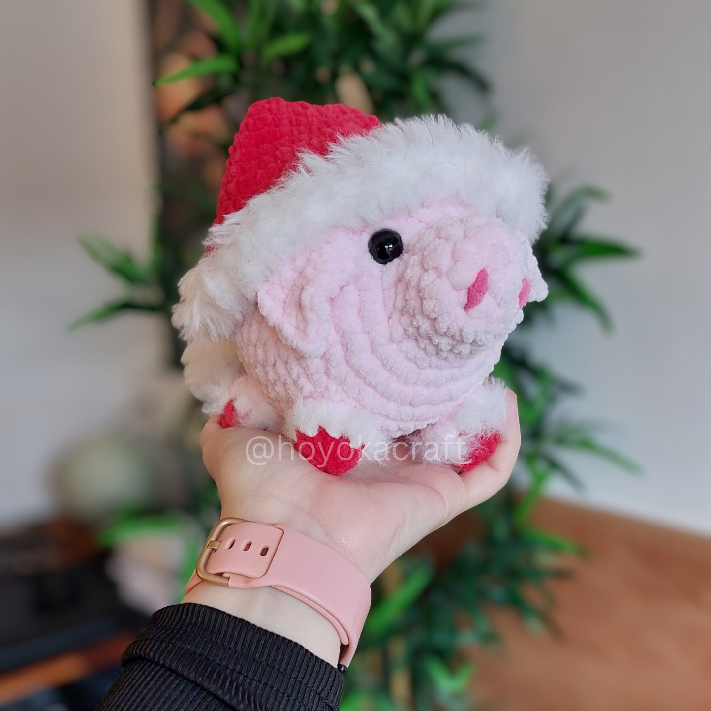 Christmas Piggie crochet plushie