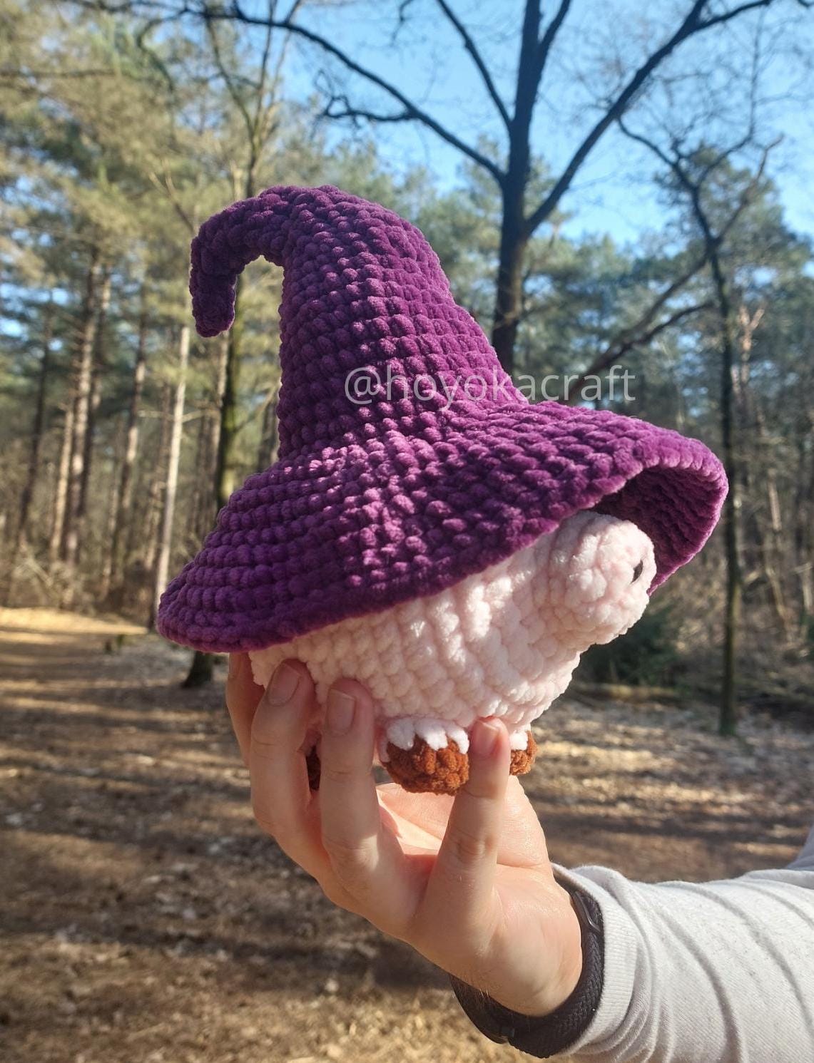 Witchy Pig crochet pattern