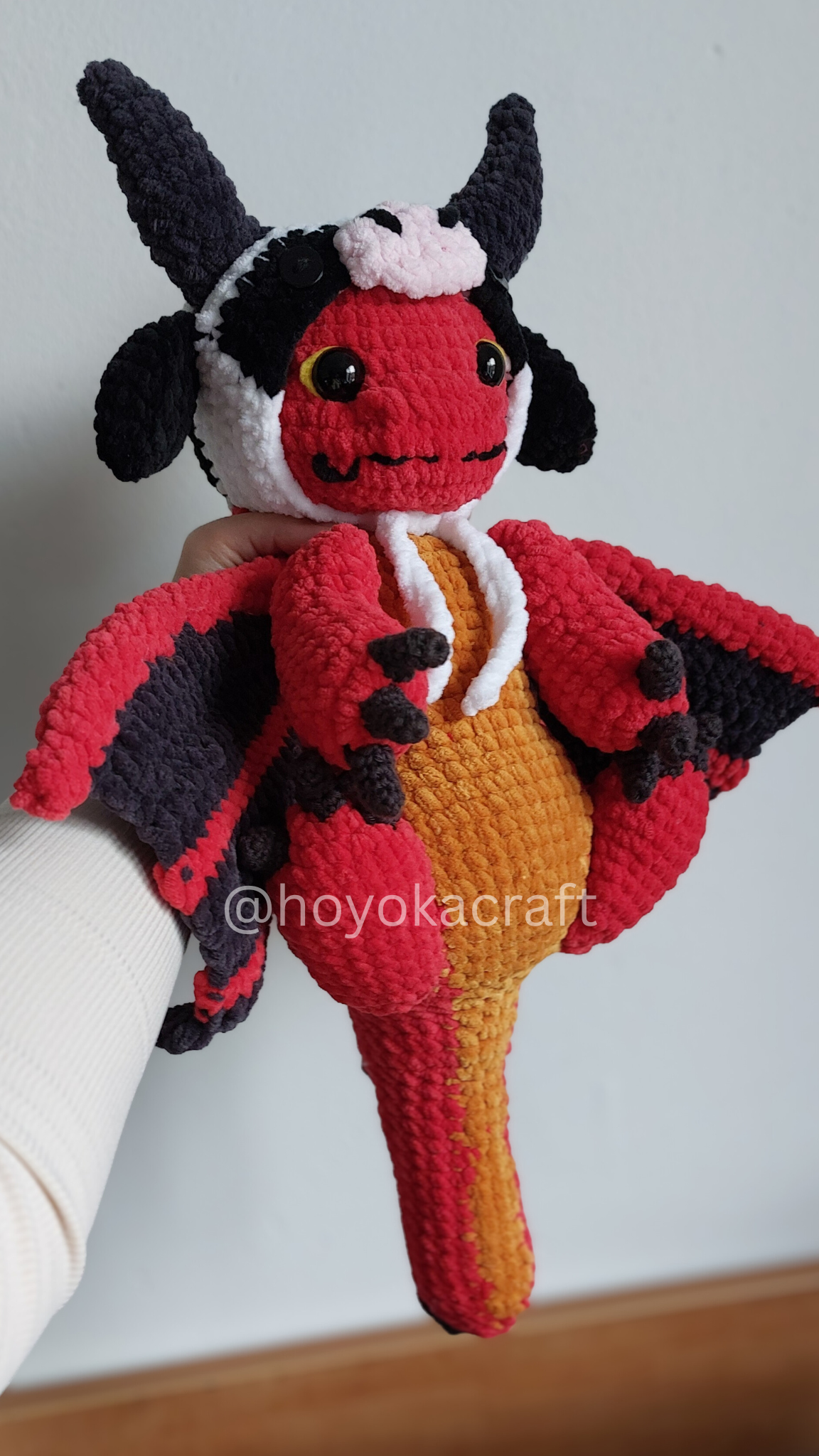 Dragon With Hats crochet pattern
