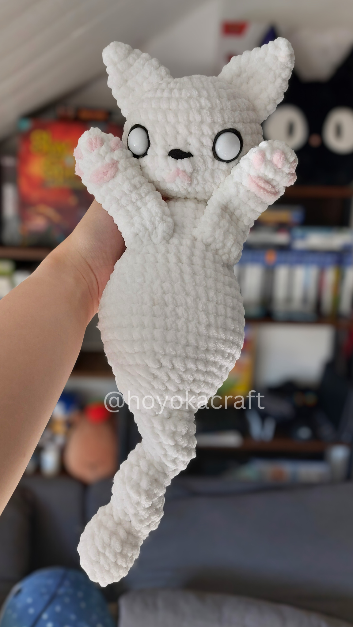 Ghost Kitty with a Pumpkin hat crochet pattern