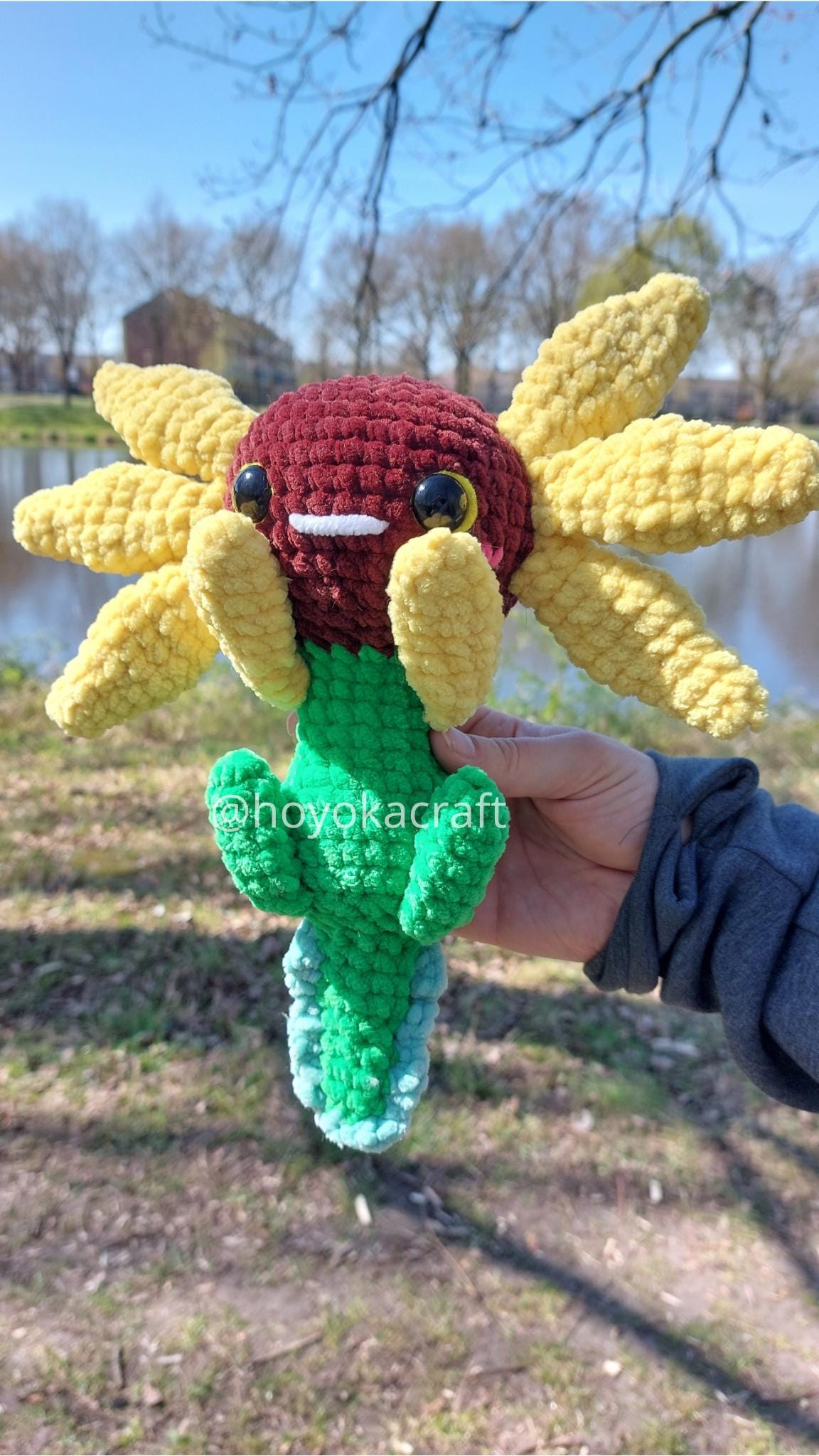 Sunflower Axolotl crochet pattern