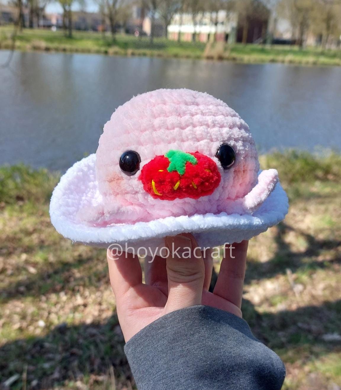 Strawberry Mochi Seal crochet pattern