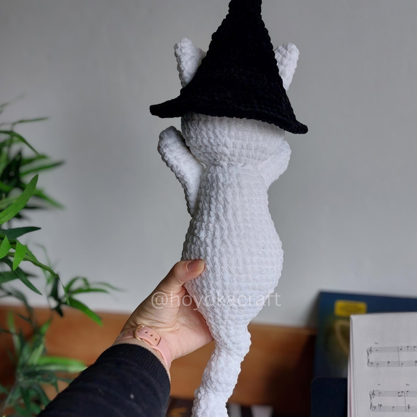 Ghost Kitty Crochet Amigurumi Plush in Removable Witch Hat - 2 colors