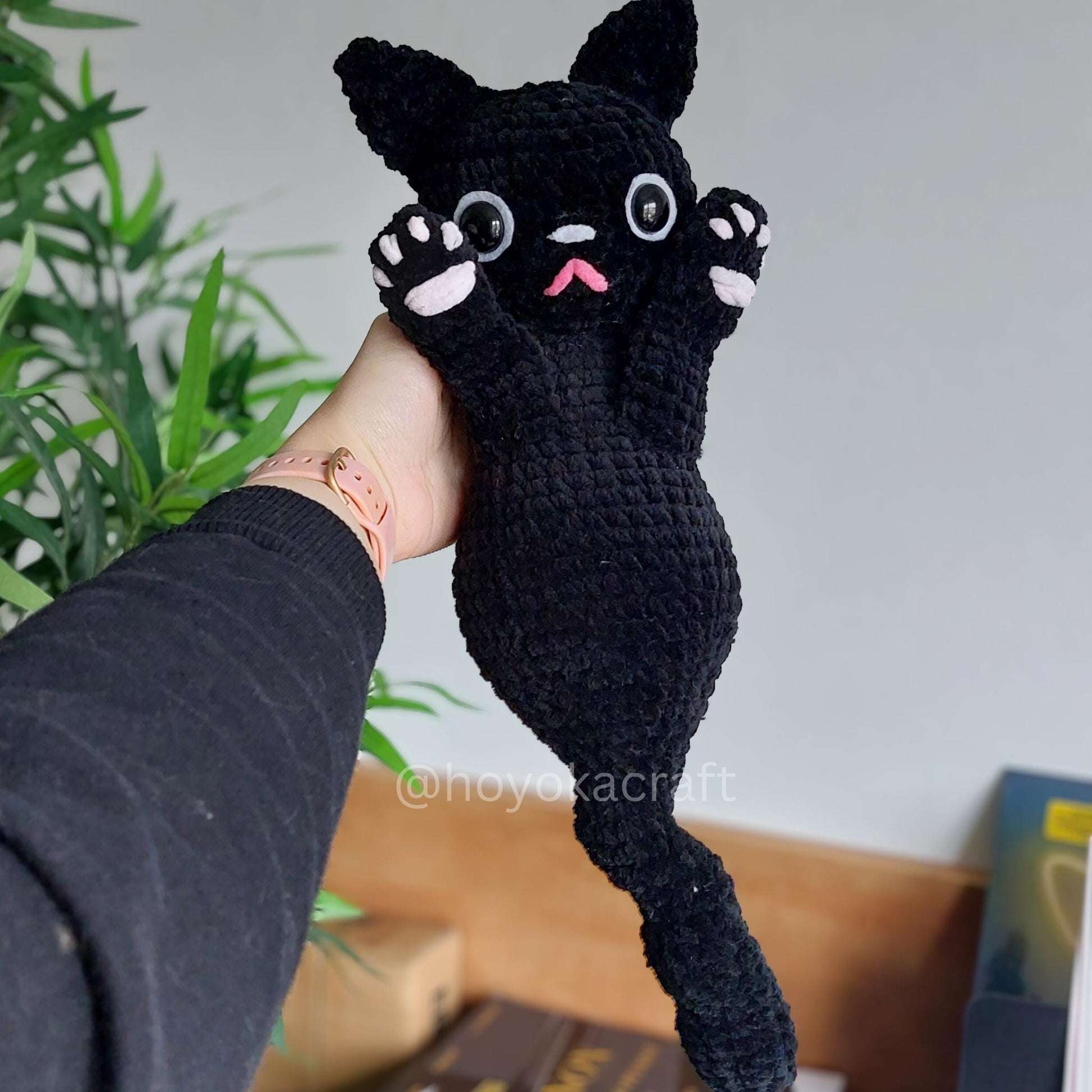 Ghost Kitty Crochet Amigurumi Plush in Removable Witch Hat - 2 colors