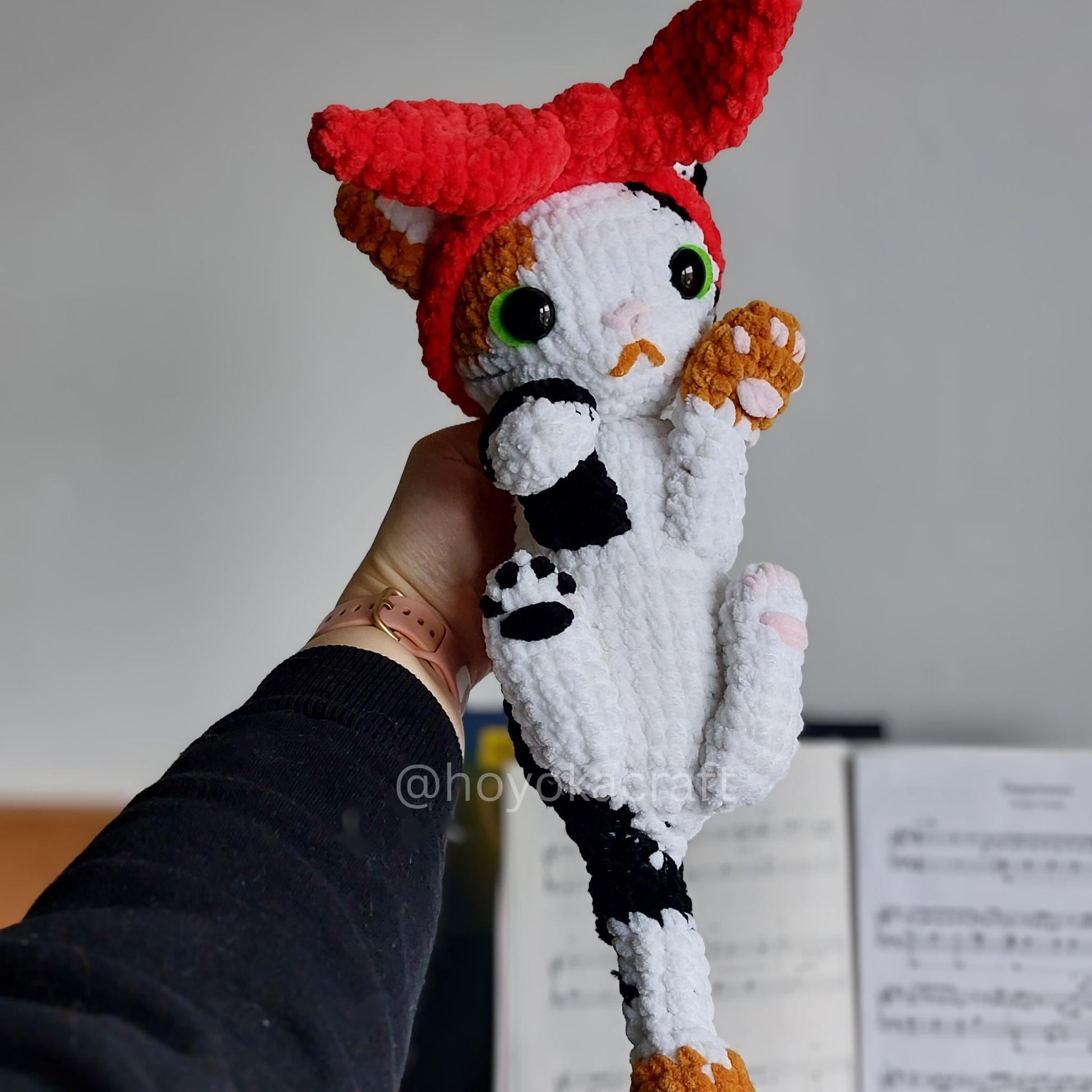 Heart Calico Cat Crochet Amigurumi Plush with Removable Ribbon